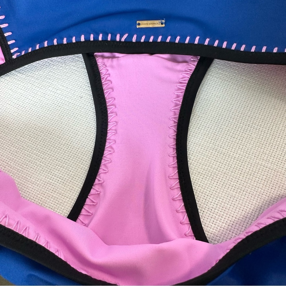 Victoria's Secret Stitched Flirt Bandeau & Classic Hipster Bikini 36D La… - Picture 4 of 13